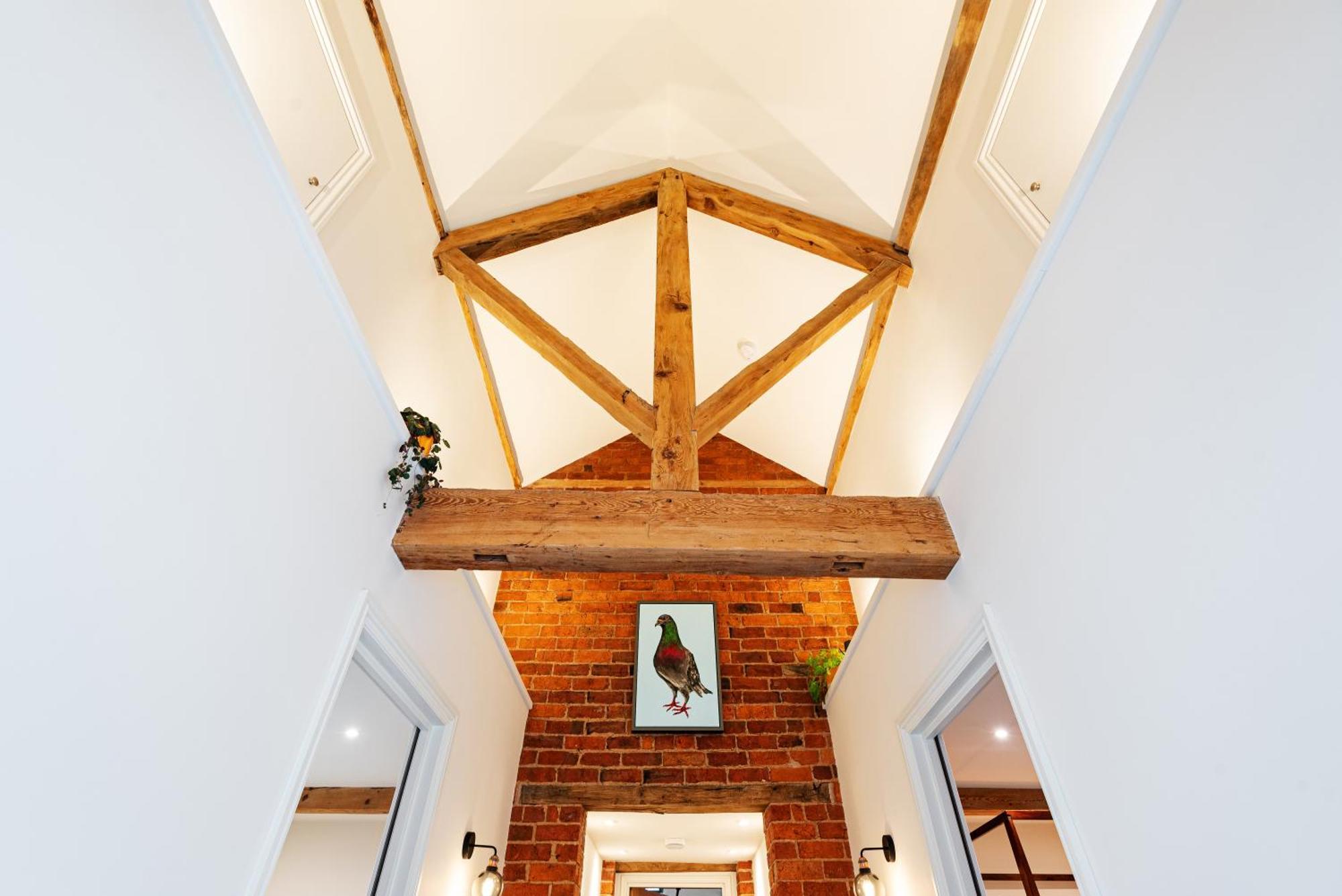 فيلا Pigeon House - Unique Barn With Private Garden, Hot Tub And Wood Burner شروزبري المظهر الخارجي الصورة